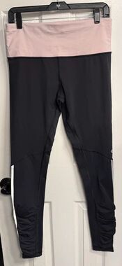 Lululemon Back Track vintage 2011 size 10